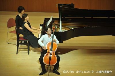 viva_cello_contest11.jpg