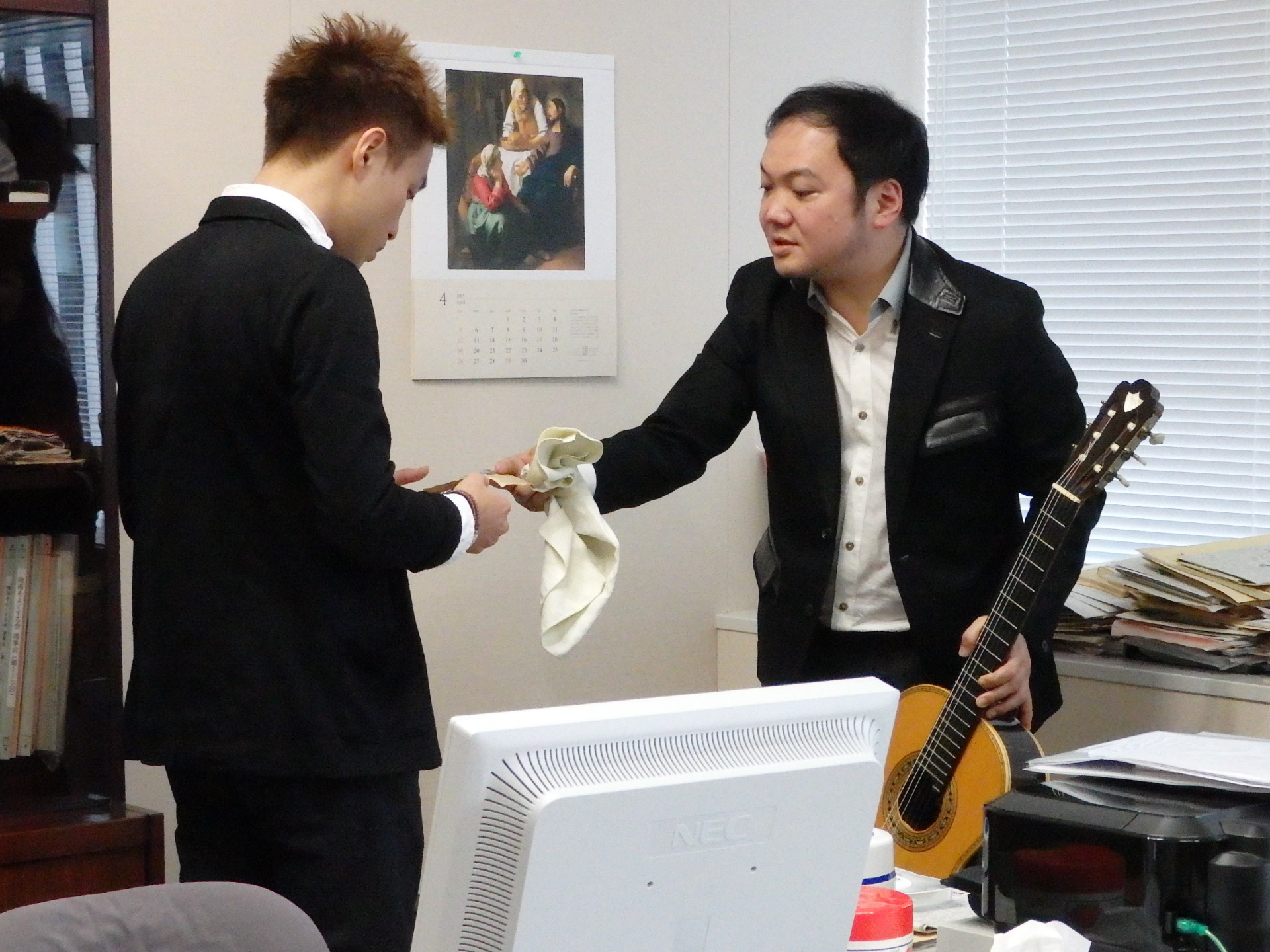 響きあうギターの情熱 鈴木大介さん 大萩康司さんにインタビューをしました Triton Arts Network スタッフblog
