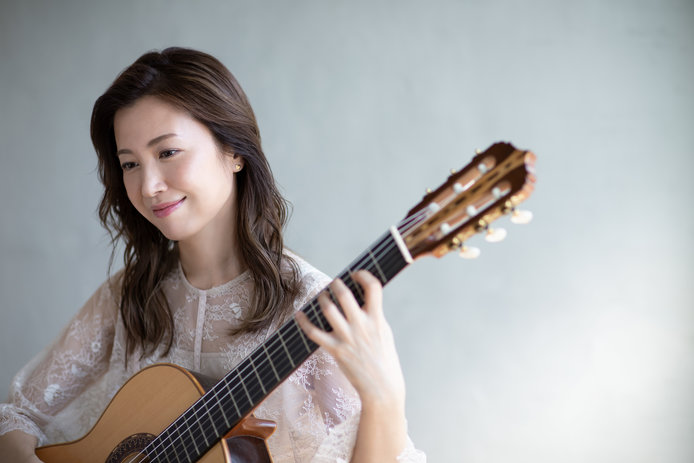 昼の部】村治佳織ギター・リサイタル ｜公演情報｜トリトン・アーツ